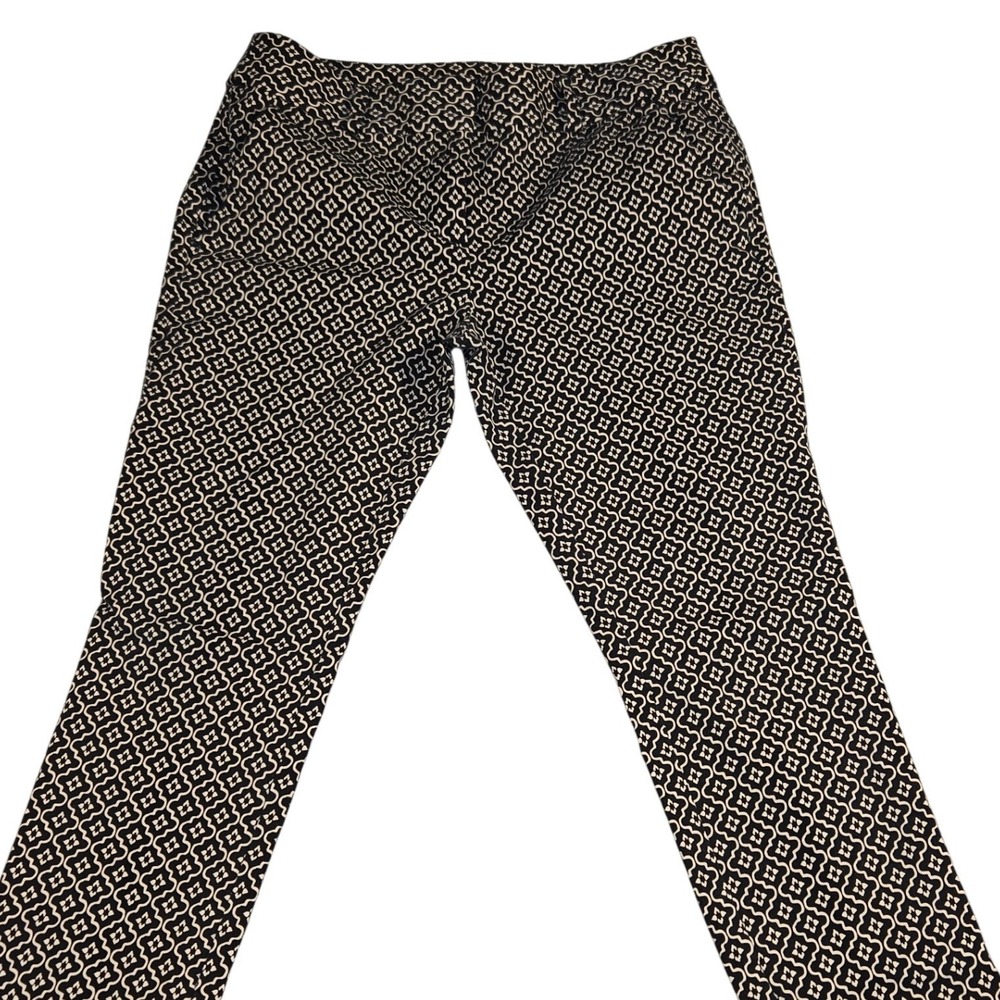 LOFT Marisa Skinny Pants 4P Black Cream Geometric Quatrefoil Print Petite Cotton